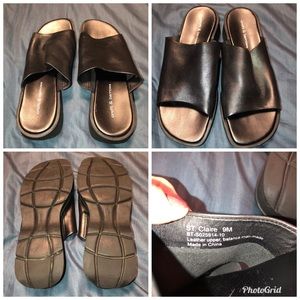 Women’s sandals NWOT
